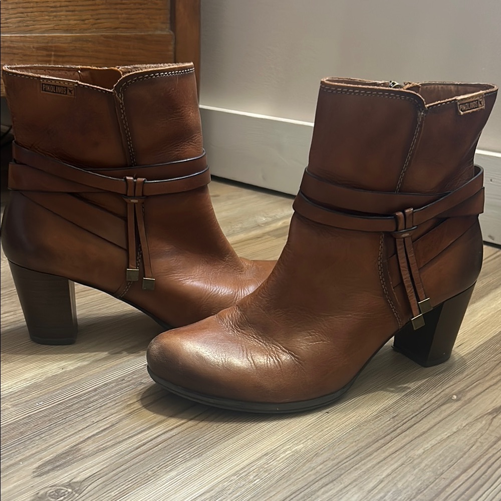 Pikolinos Boots!